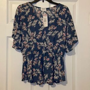 Sienna Sky, large blouse